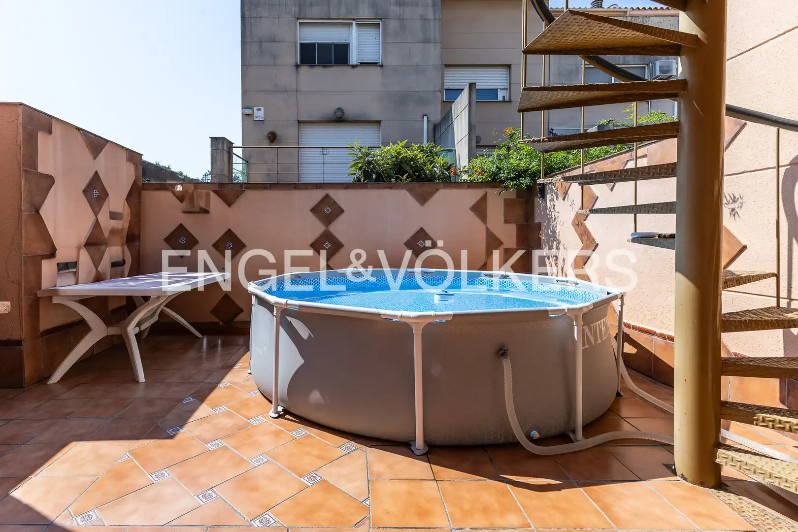 Piscina de Casa adosada en venta en Castellar del Vallès con Aire acondicionado, Calefacción y Terraza