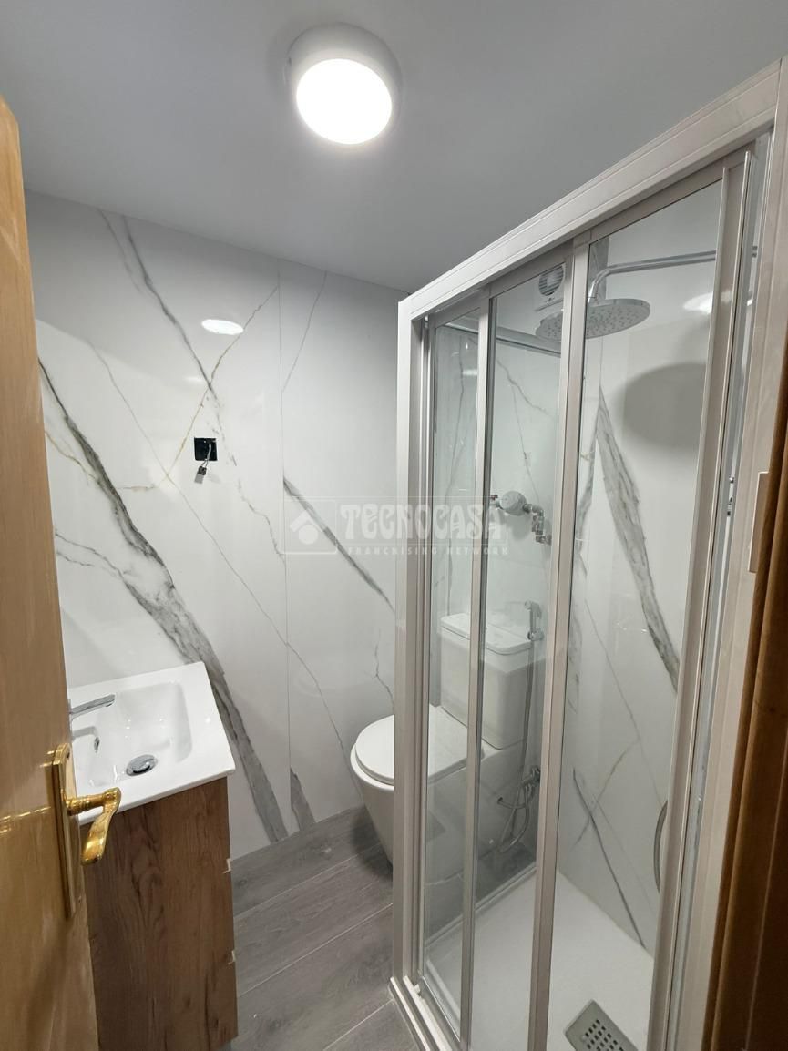 Baño de Piso en venta en  Zaragoza Capital
