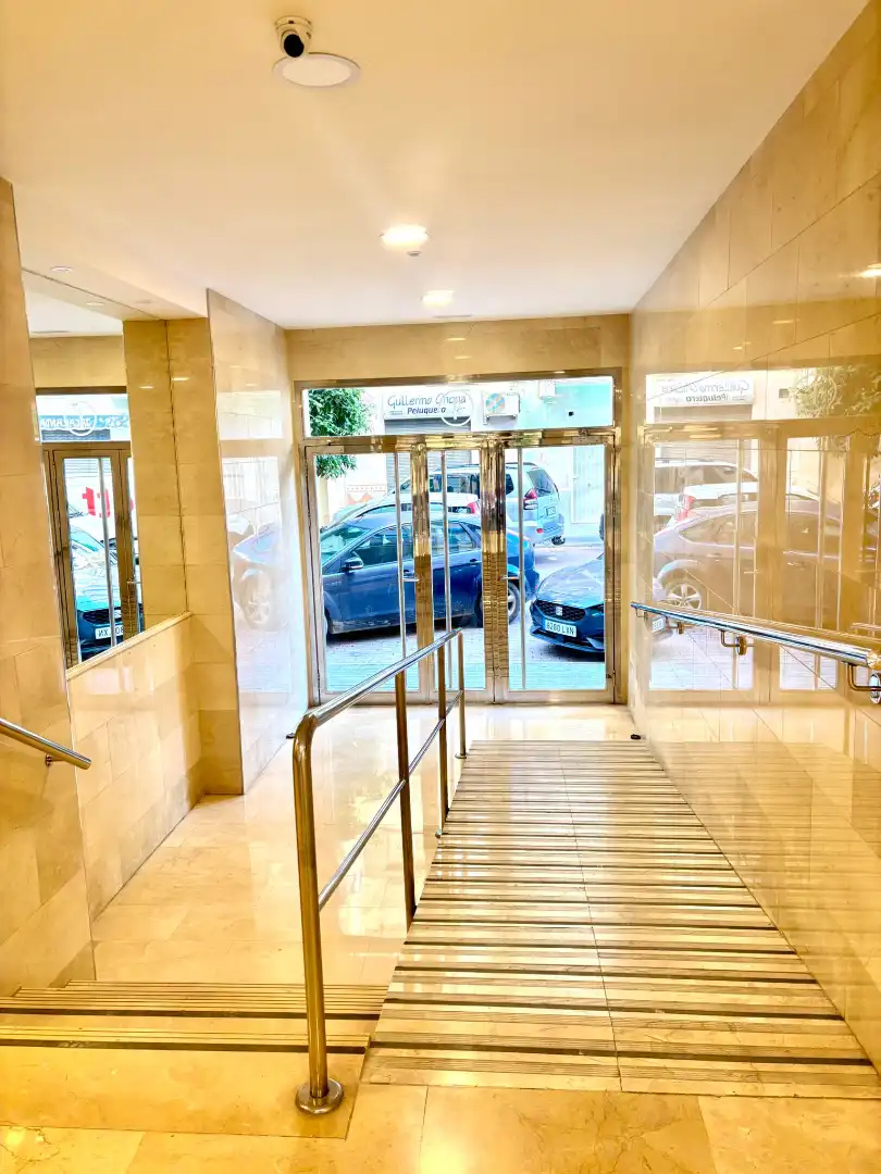 Flat for rent in Málaga  with Air Conditioner, Furnished and Oven