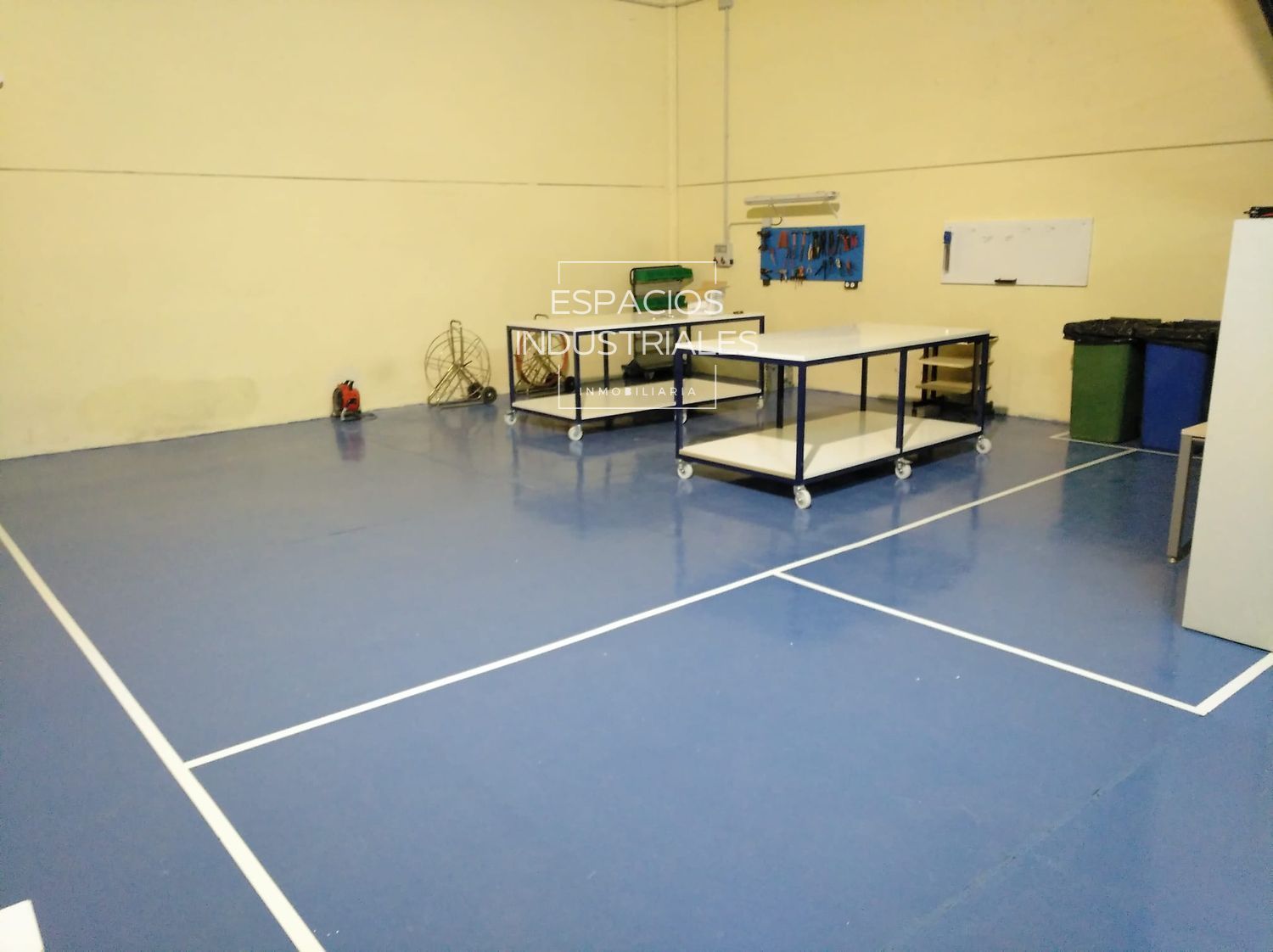 Nau industrial en venda a Los Olivos - Los Ángeles