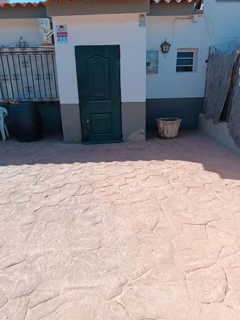 Vista exterior de Finca rústica en venda en Alcázar de San Juan amb Aire condicionat, Calefacció i Terrassa