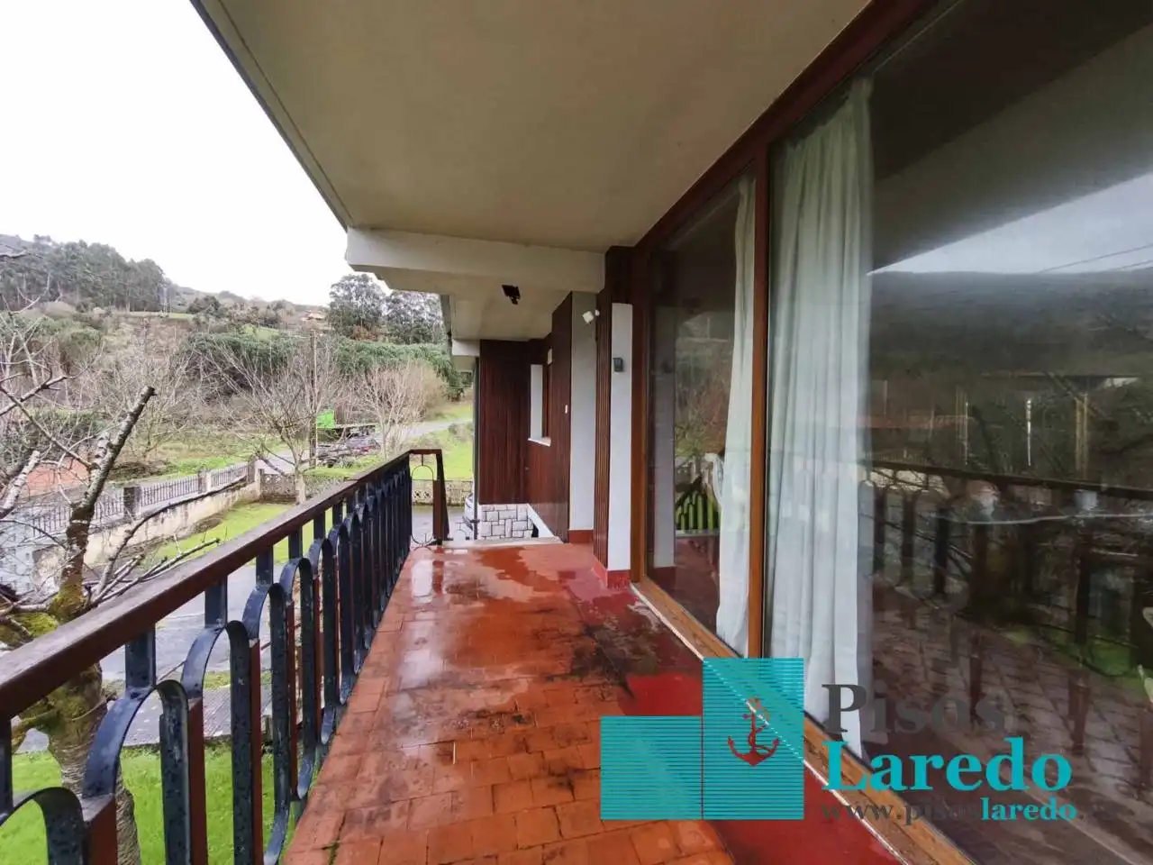Casa o xalet en venda a Calle Mies, Ampuero