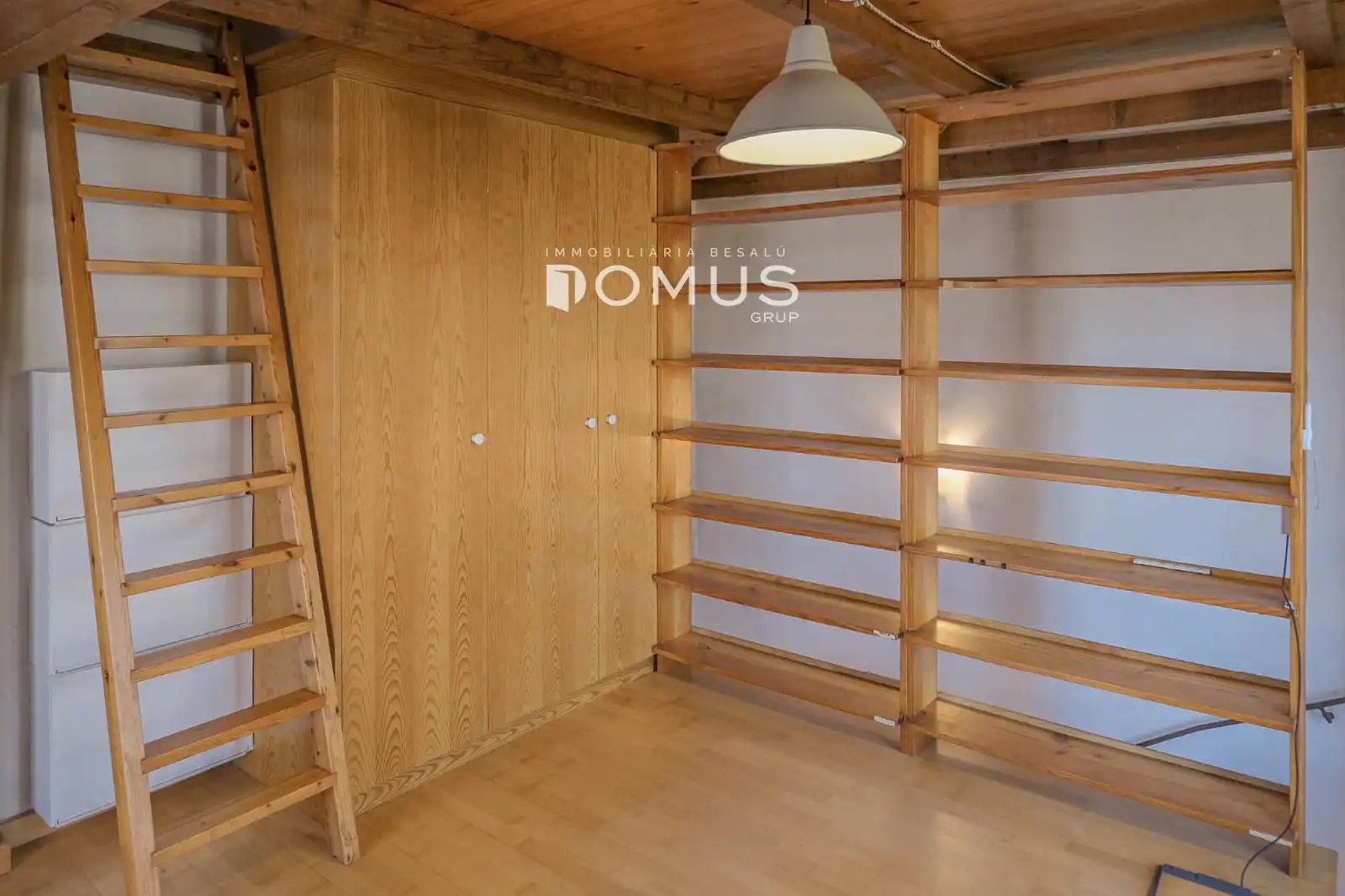 Habitación de Casa o chalet en venta en Tortellà con Parquet, Horno y Balcón