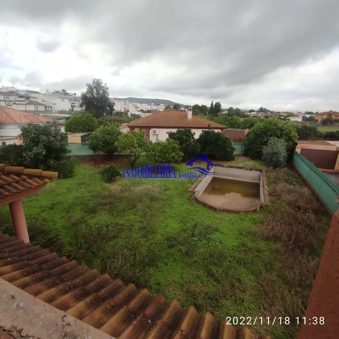 Villa con piscina in vendita a Periurbano Este - Campiña, imagen 4