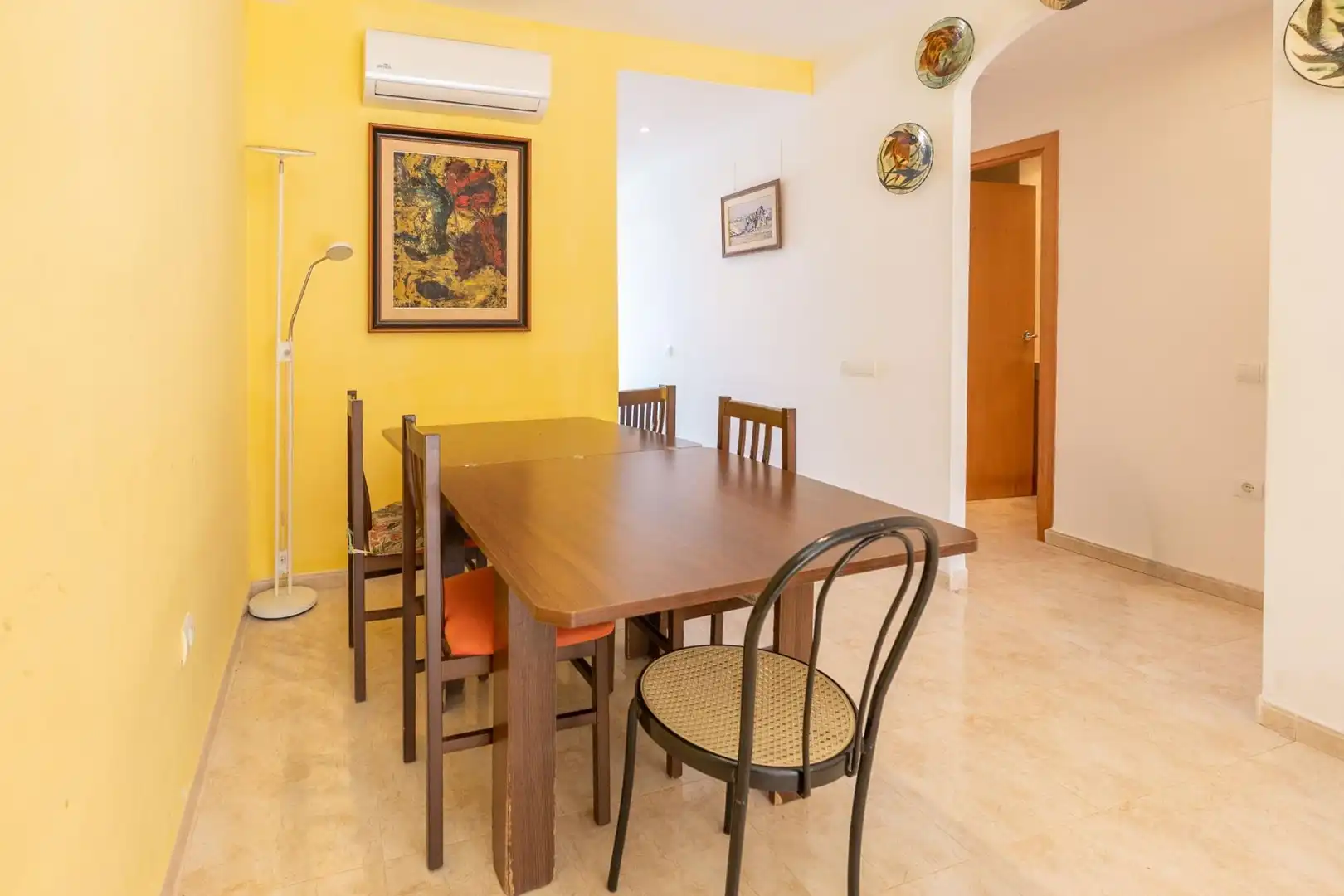 Menjador de Casa o xalet en venda en Amposta amb Aire condicionat, Jardí privat i Terrassa