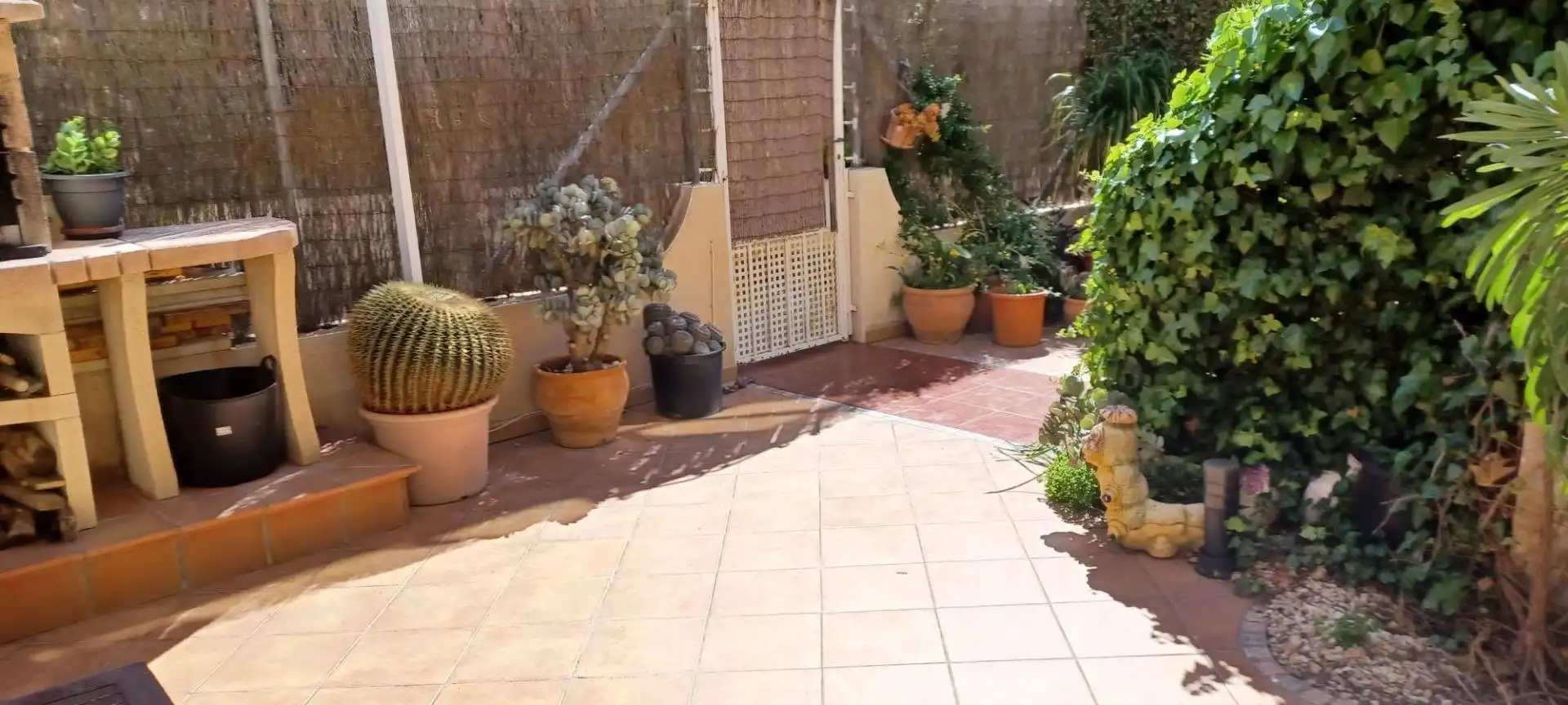 Terrassa de Finca rústica en venda en Orihuela amb Aire condicionat, Piscina i Moblat