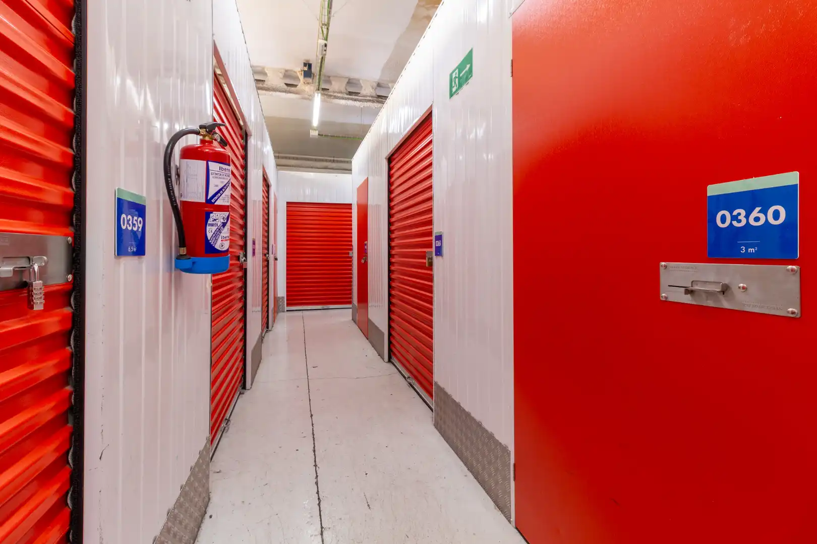 Storage room for rent in Barcelona  with Alarm