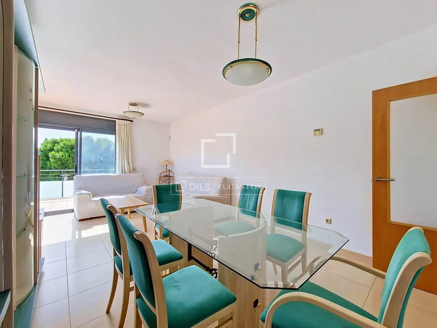 Comedor de Piso en venta en Cubelles con Aire acondicionado, Calefacción y Jardín privado
