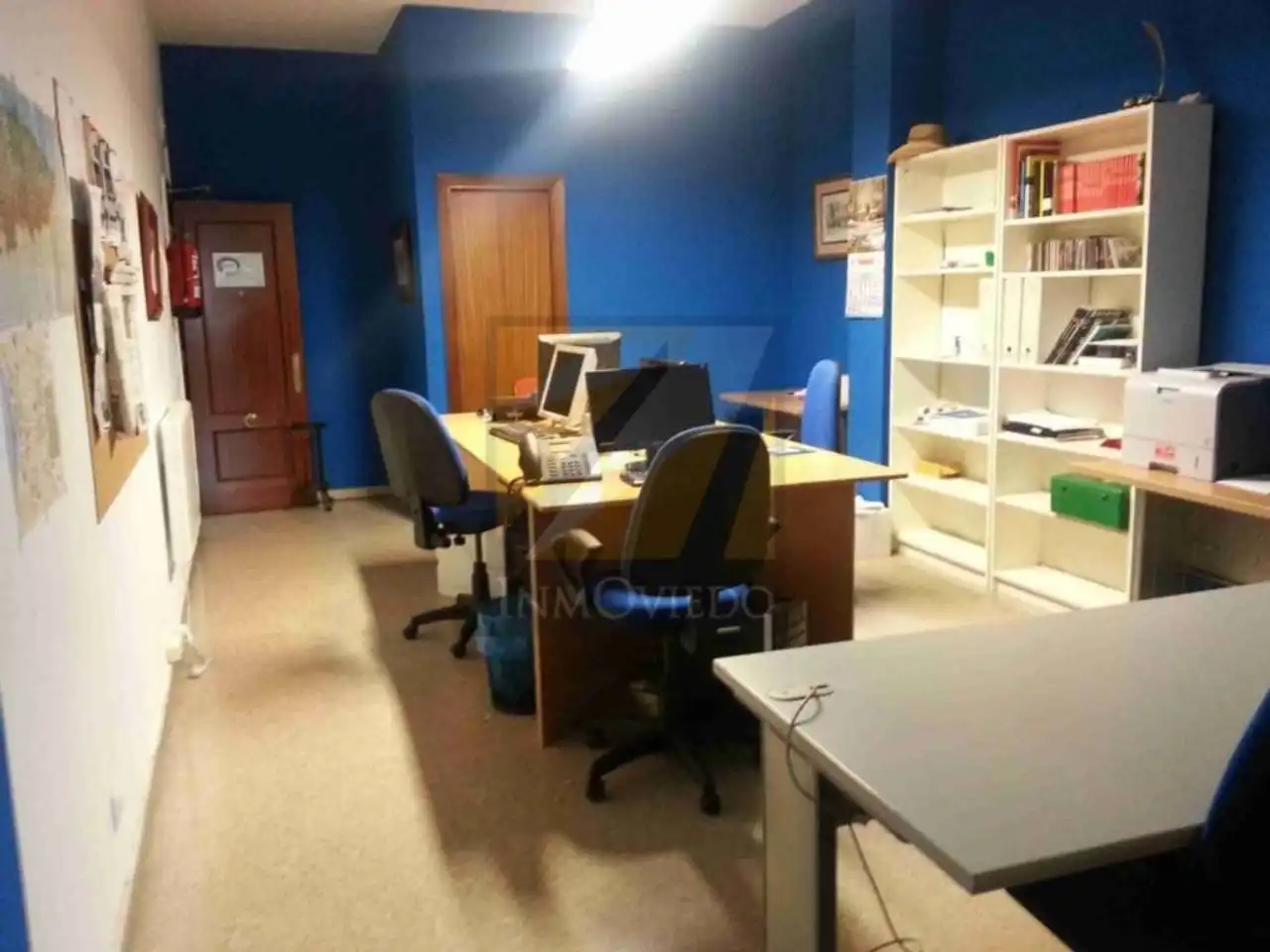 Oficina en venda en Oviedo  amb Calefacció