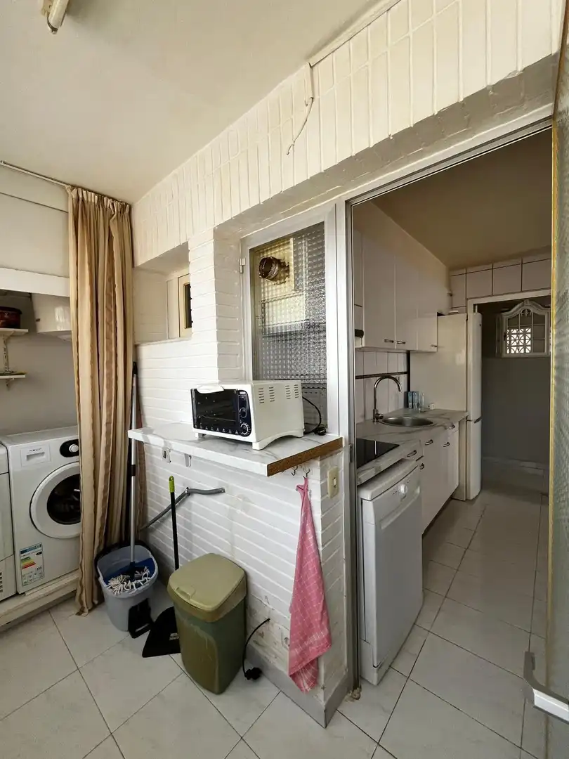 Cuina de Apartament en venda en Benidorm amb Aire condicionat, Calefacció i Moblat