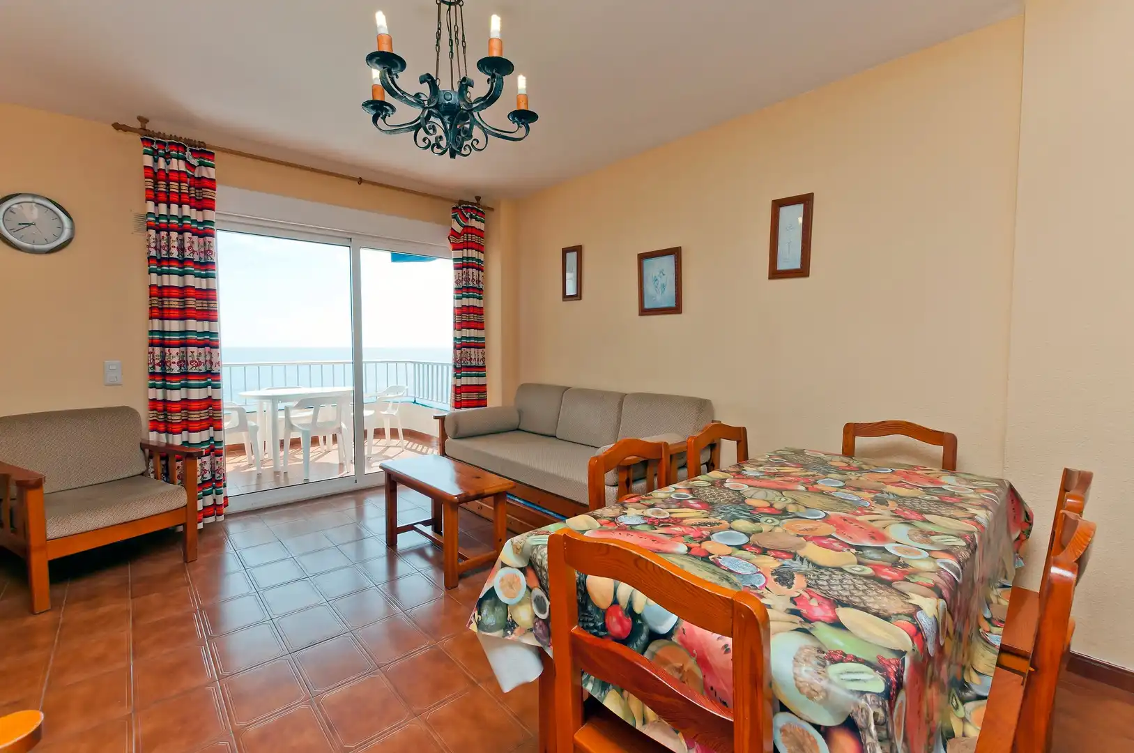 Schlafzimmer von Wohnungen zur Miete in Almuñécar mit Terrasse, Möbliert und Ofen