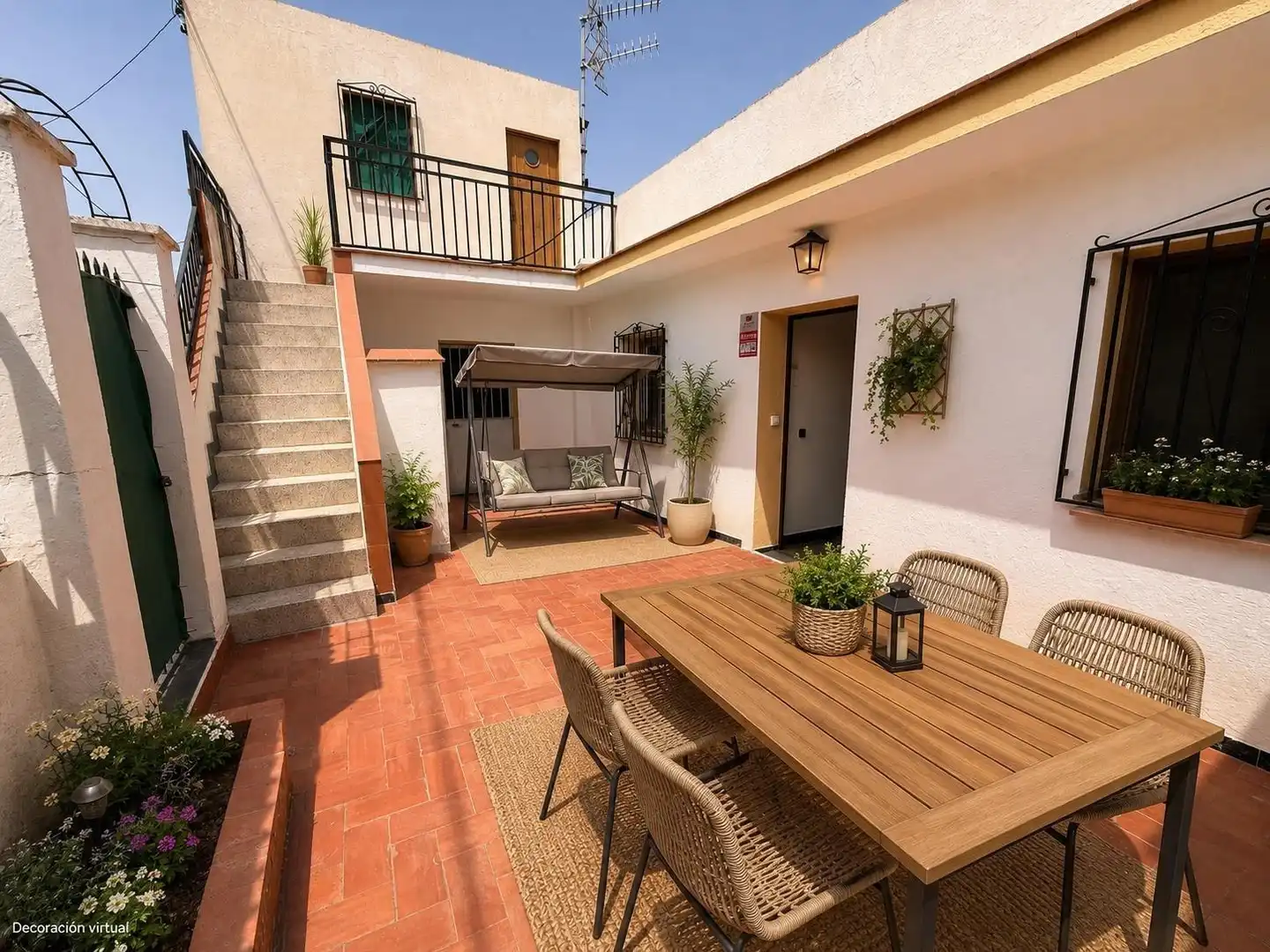 Maison avec terrasse à vendre à Carrer Riu Guadalquivir