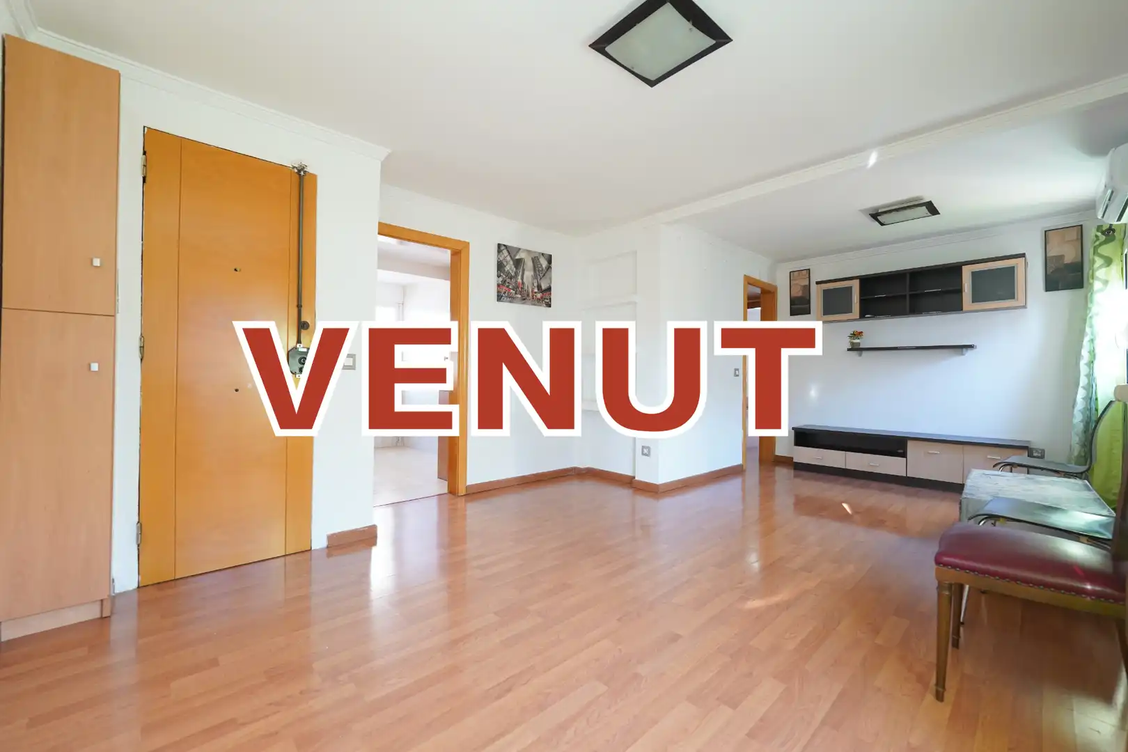 Dormitori de Pis en venda en  Barcelona Capital amb Aire condicionat i Moblat