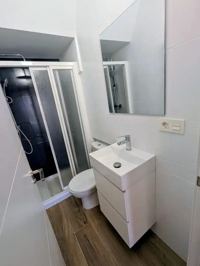 Detached house with pool for sale in Calle  Laguna de Fuentilleja, imagen 18
