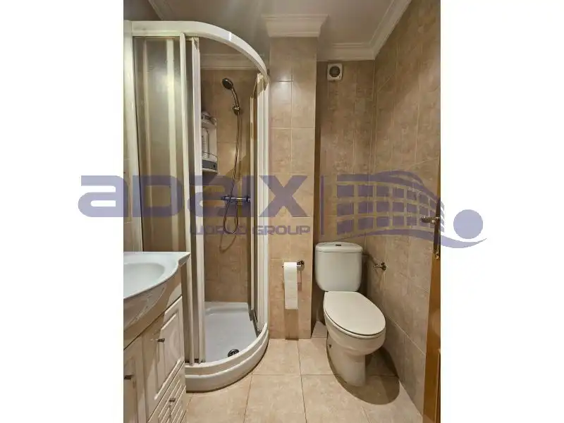 Bathroom of Flat for rent in Puertollano  with Air Conditioner, Parquet flooring and Terrace