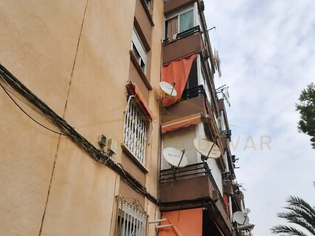 Maison à vendre à Calle Benimantell 8