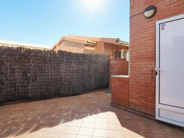 Dúplex amb balcó en venda a Avinguda del Mas Sot 3