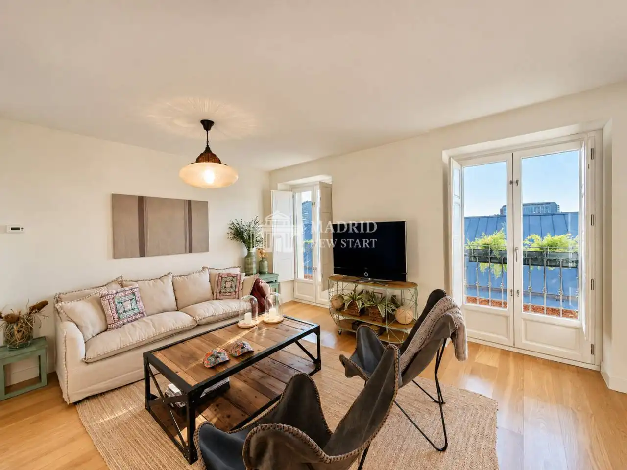 Duplex con terrazza in affitto a Calle Conde Duque