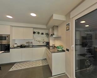 Kitchen of Flat for sale in Donostia - San Sebastián   with Heating, Parquet flooring and Terrace