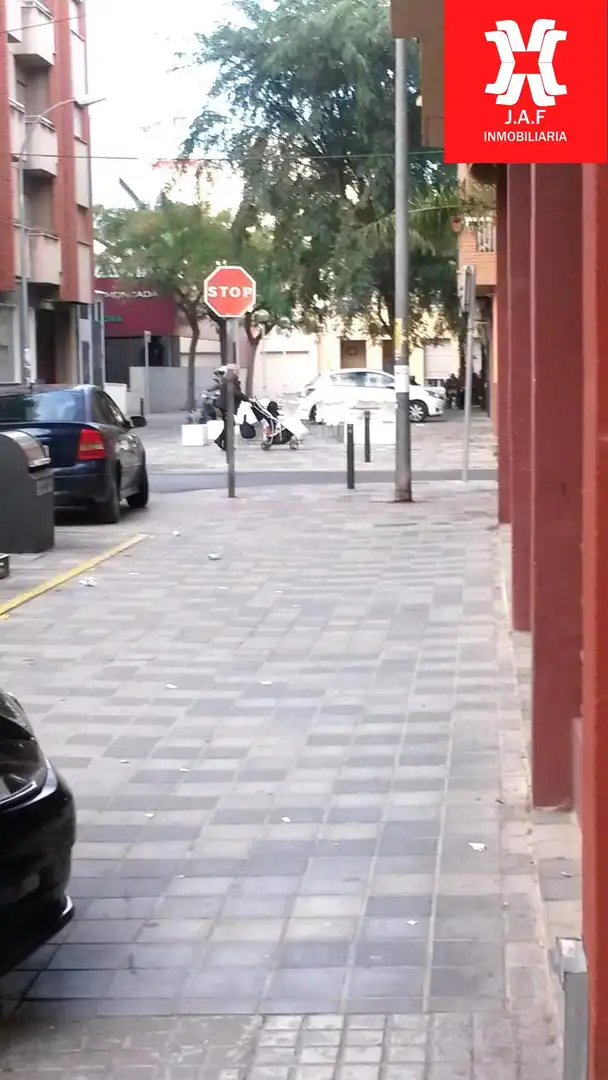 Local comercial de lloguer a Moncada, imagen 8