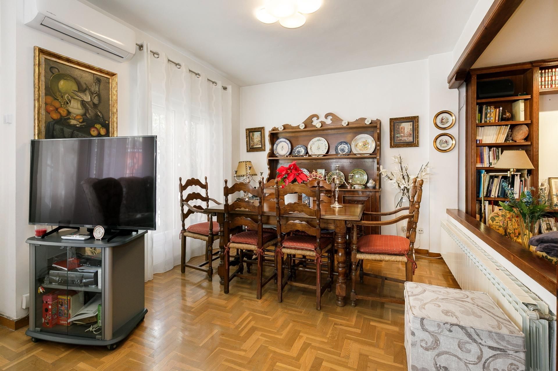 Comedor de Casa o chalet en venta en  Granada Capital