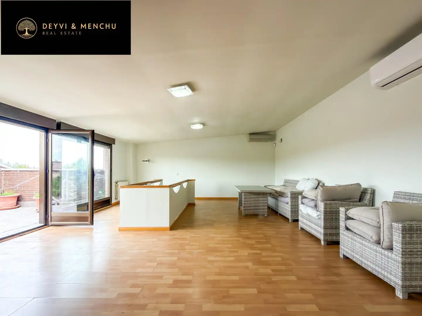 Ático de alquiler en Pozuelo de Alarcón con Aire acondicionado, Jardín privado y Parquet