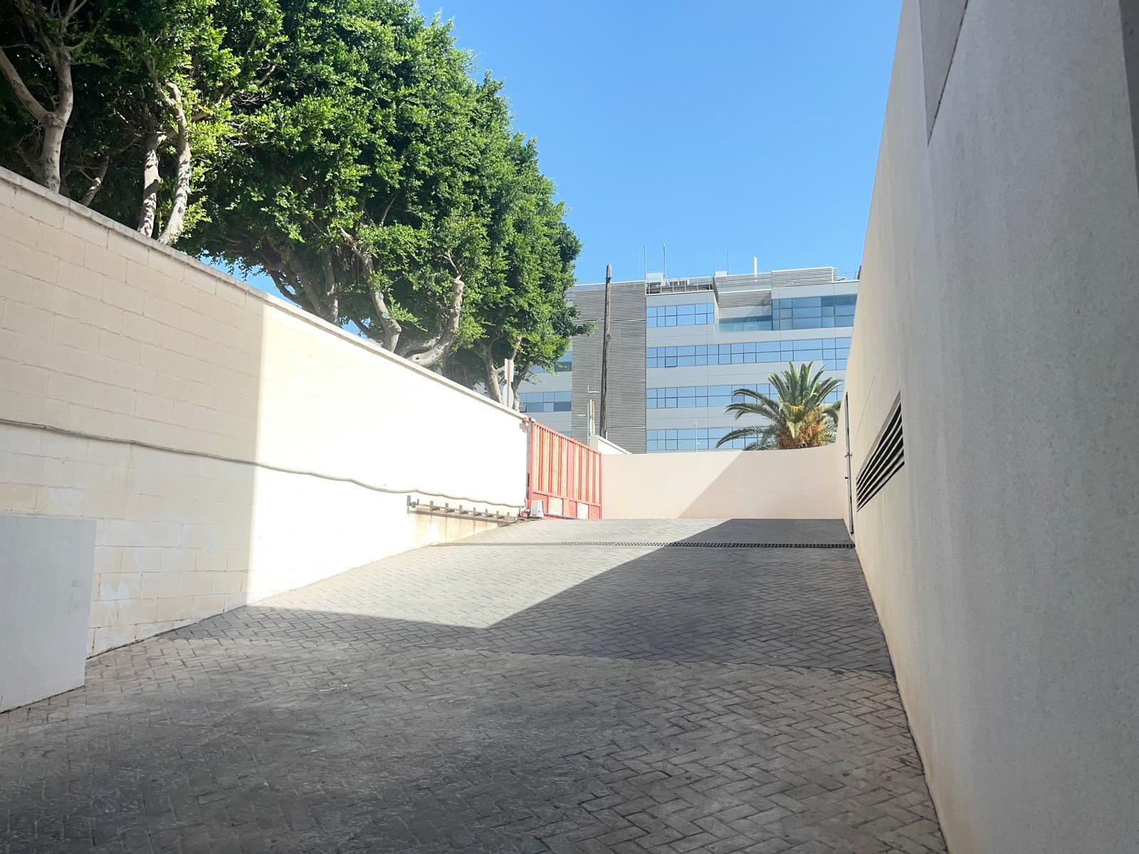 Exterior view of Garage for sale in  Almería Capital