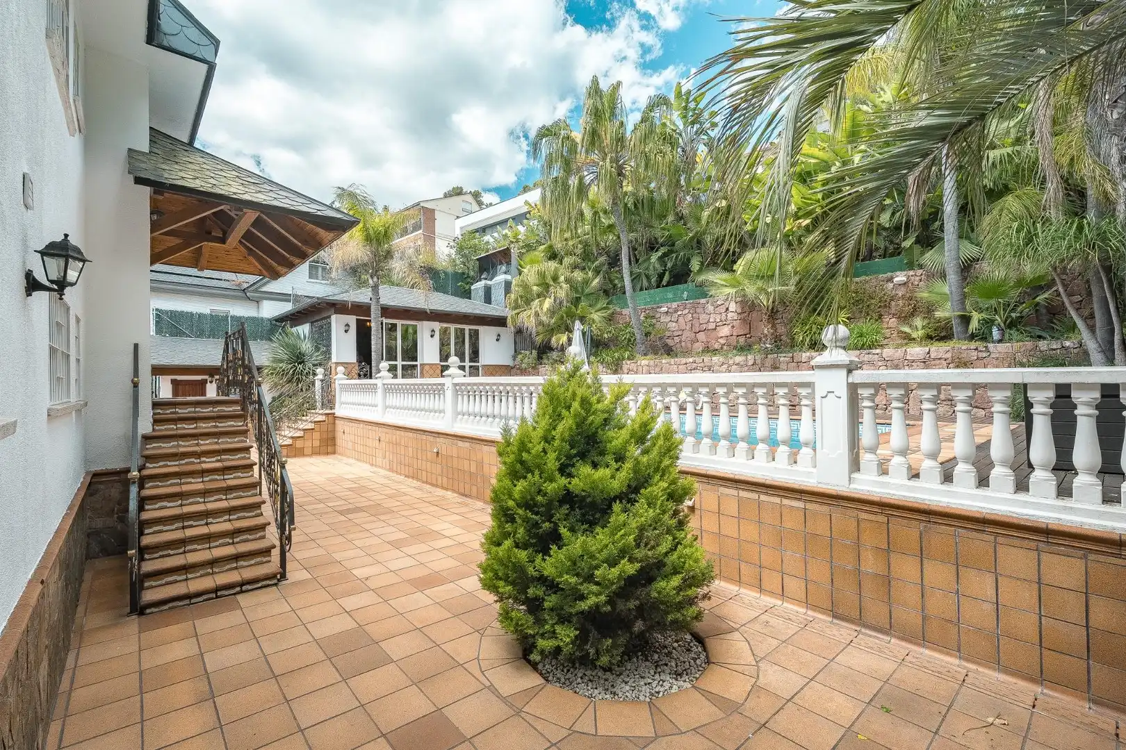 Terrassa de Casa o xalet en venda en Pallejà amb Calefacció, Jardí privat i Terrassa