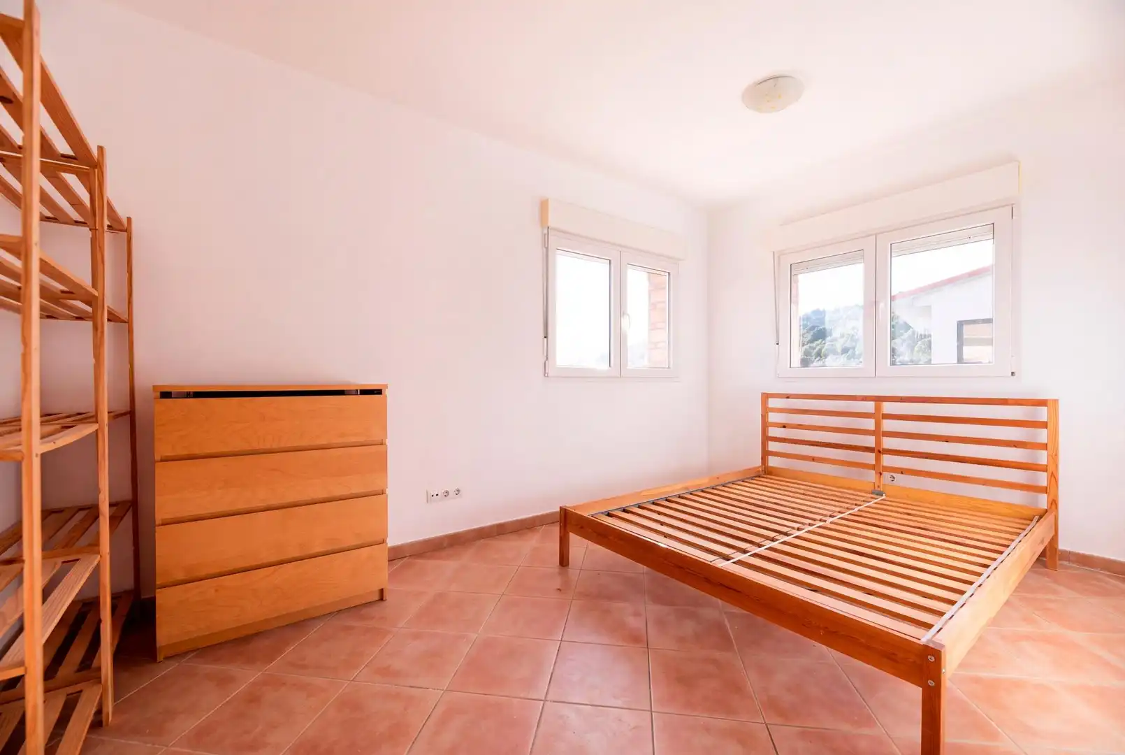 Dormitori de Casa o xalet en venda en Santa María de la Alameda amb Calefacció, Jardí privat i Terrassa