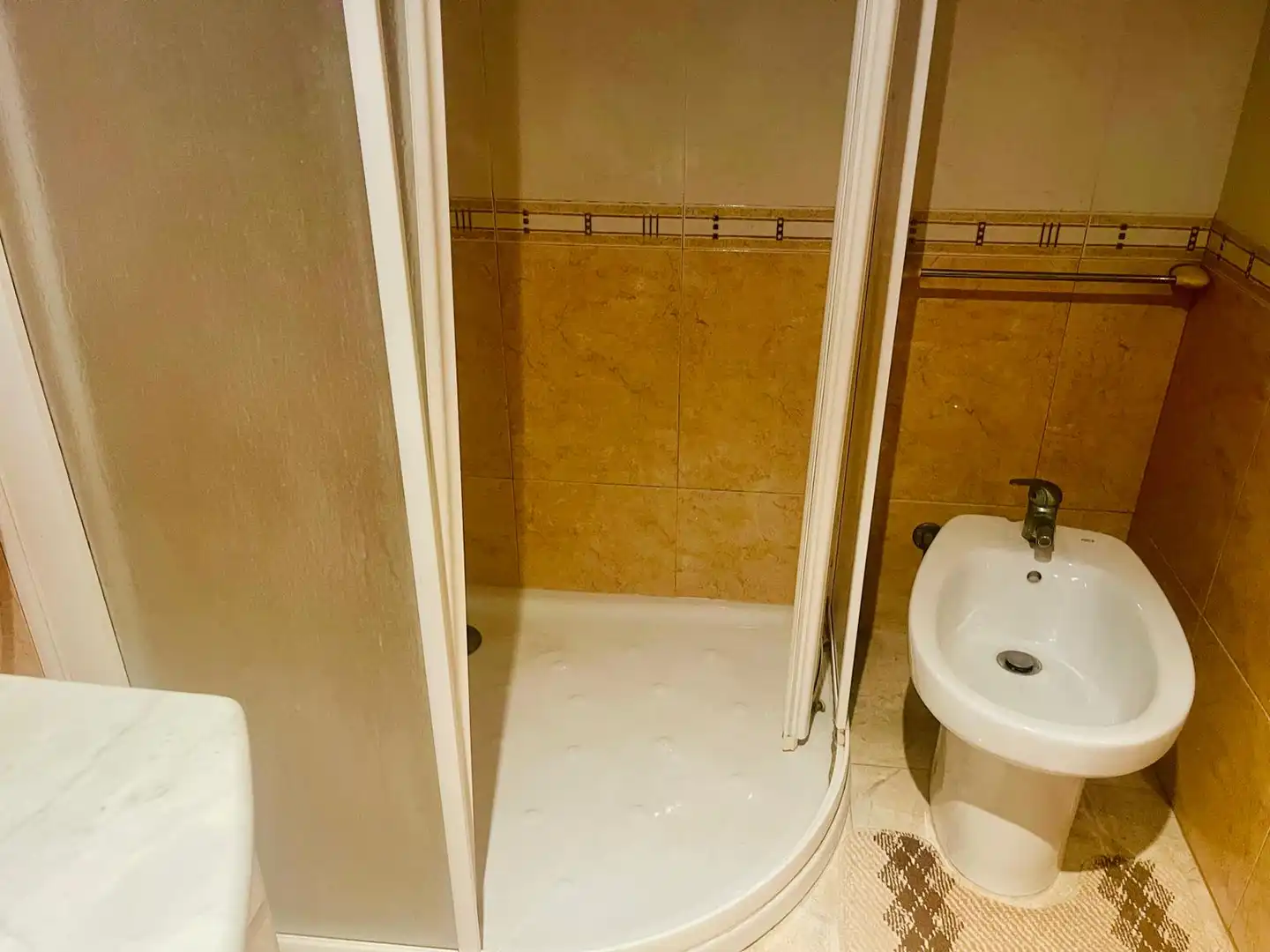 Bathroom of Flat for sale in Gandia  with Air Conditioner, Heating and Furnished