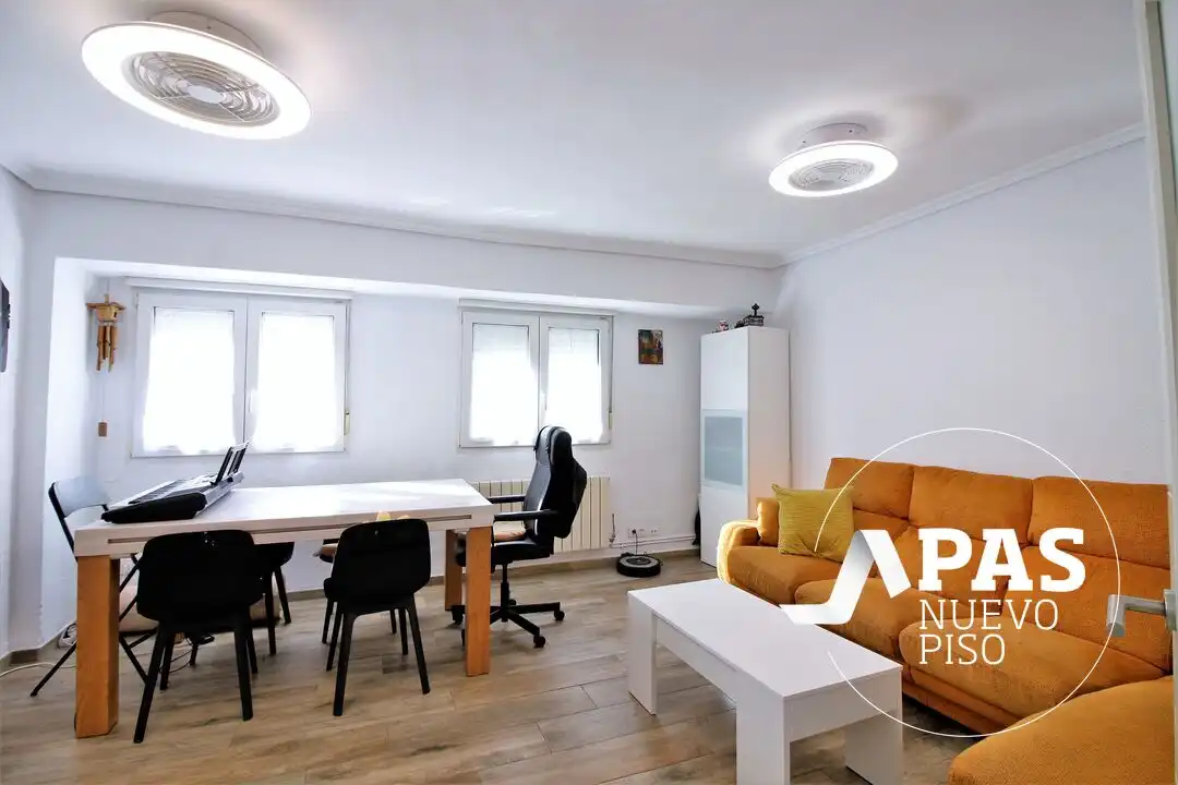 Living room of Flat for sale in Dos Hermanas  with Heating