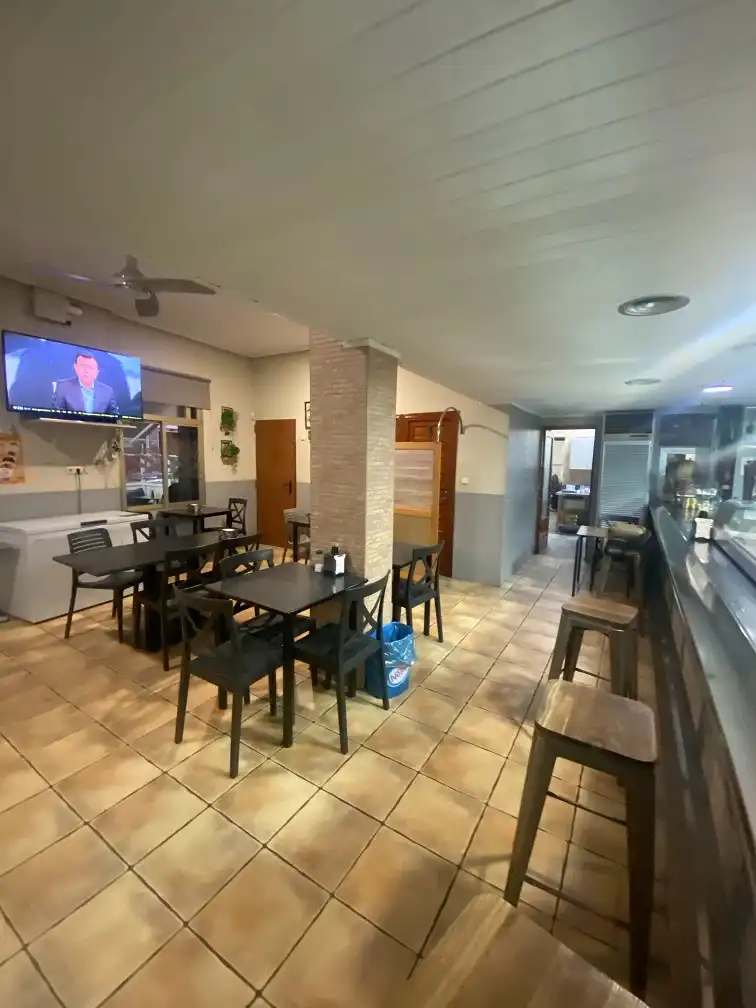 Local comercial en traspaso en Carrer Antonio Martínez García