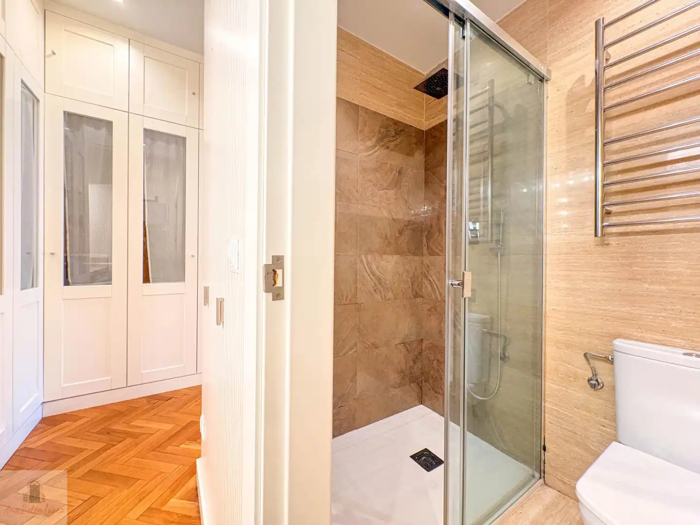 Bathroom of Flat for rent in Badajoz  with Air Conditioner and Heating