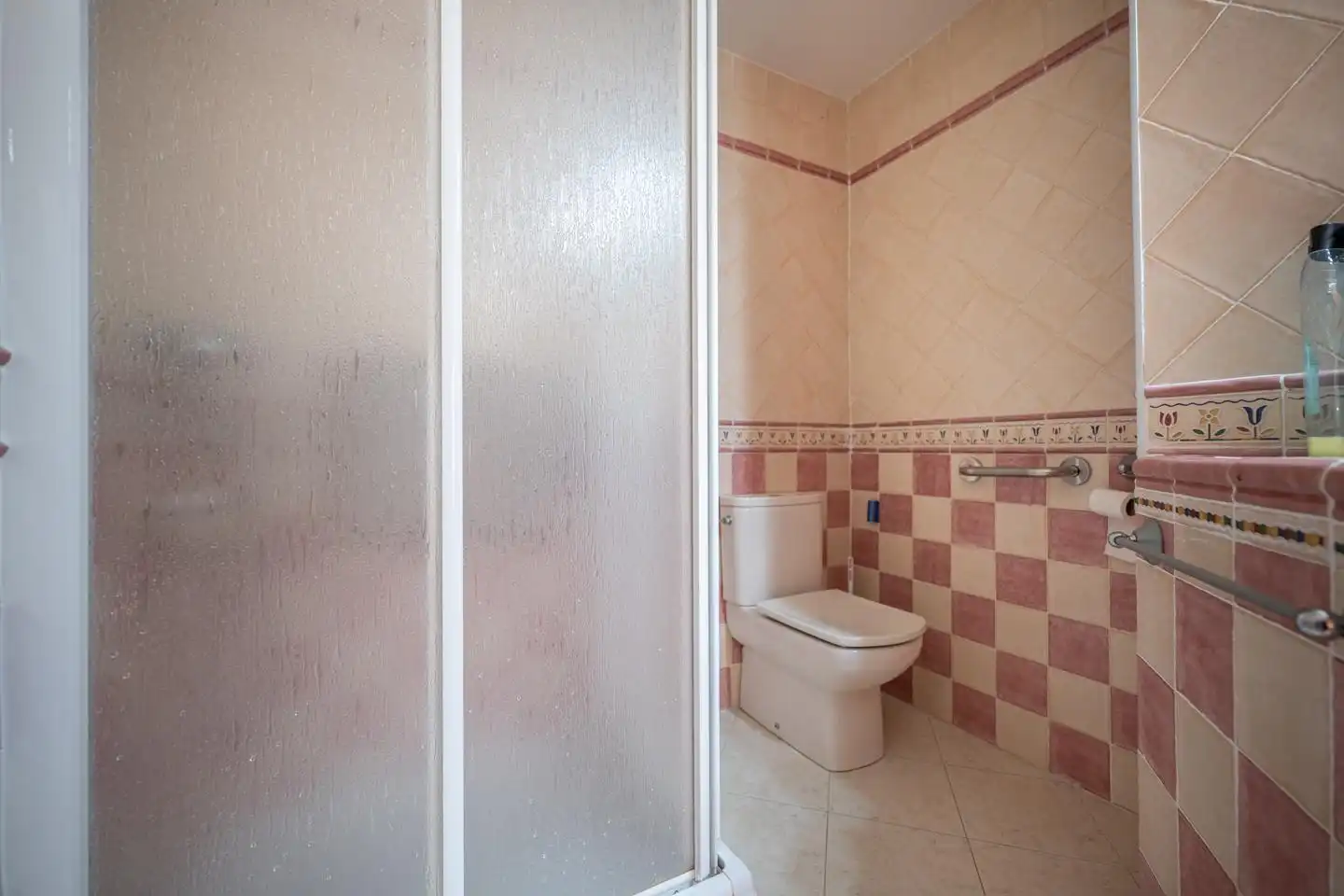 Baño de Casa o chalet en venta en Ávila con Calefacción, Jardín privado y Terraza
