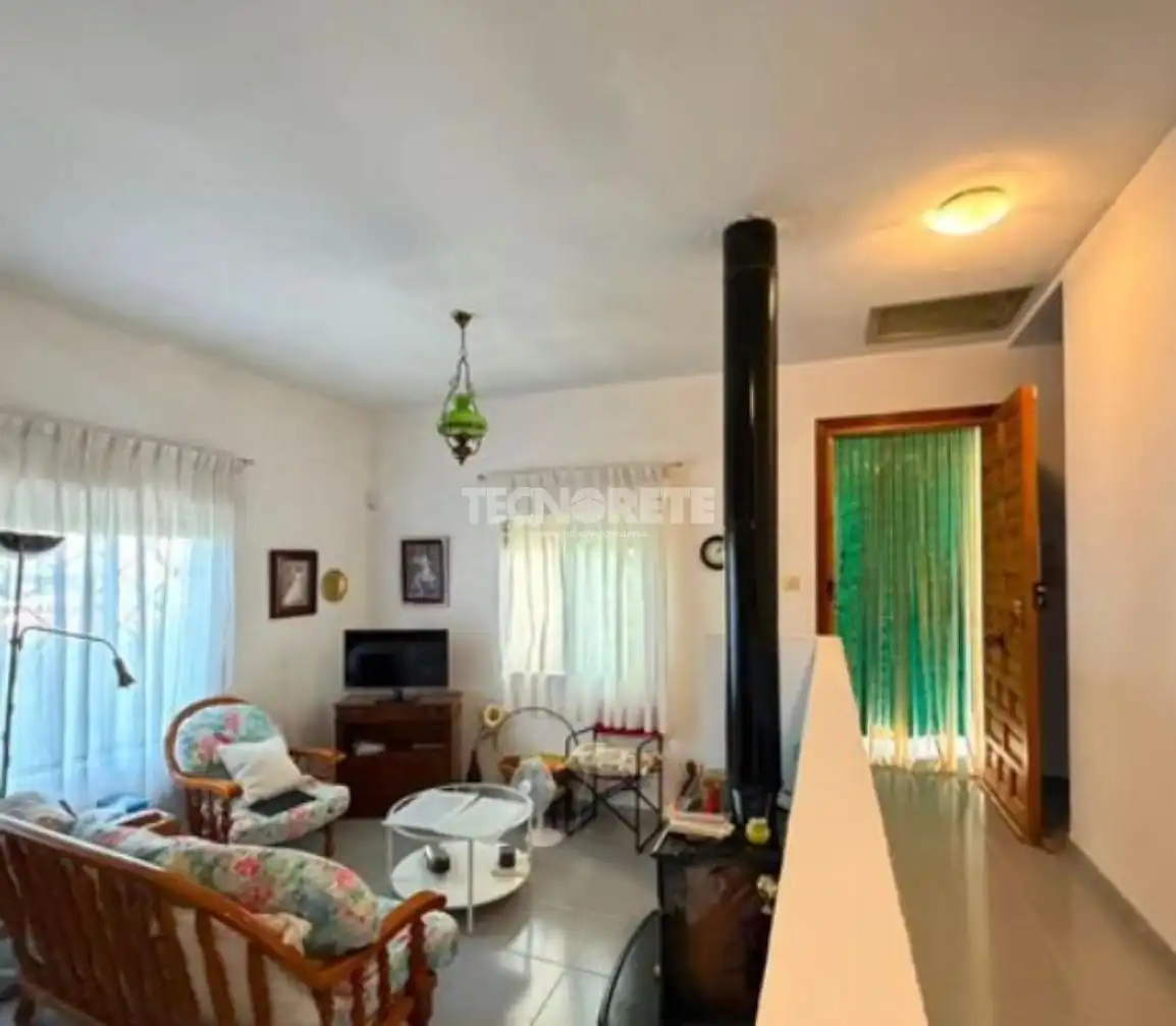Living room of Houses for sale in Lillo  with Air Conditioner and Heating