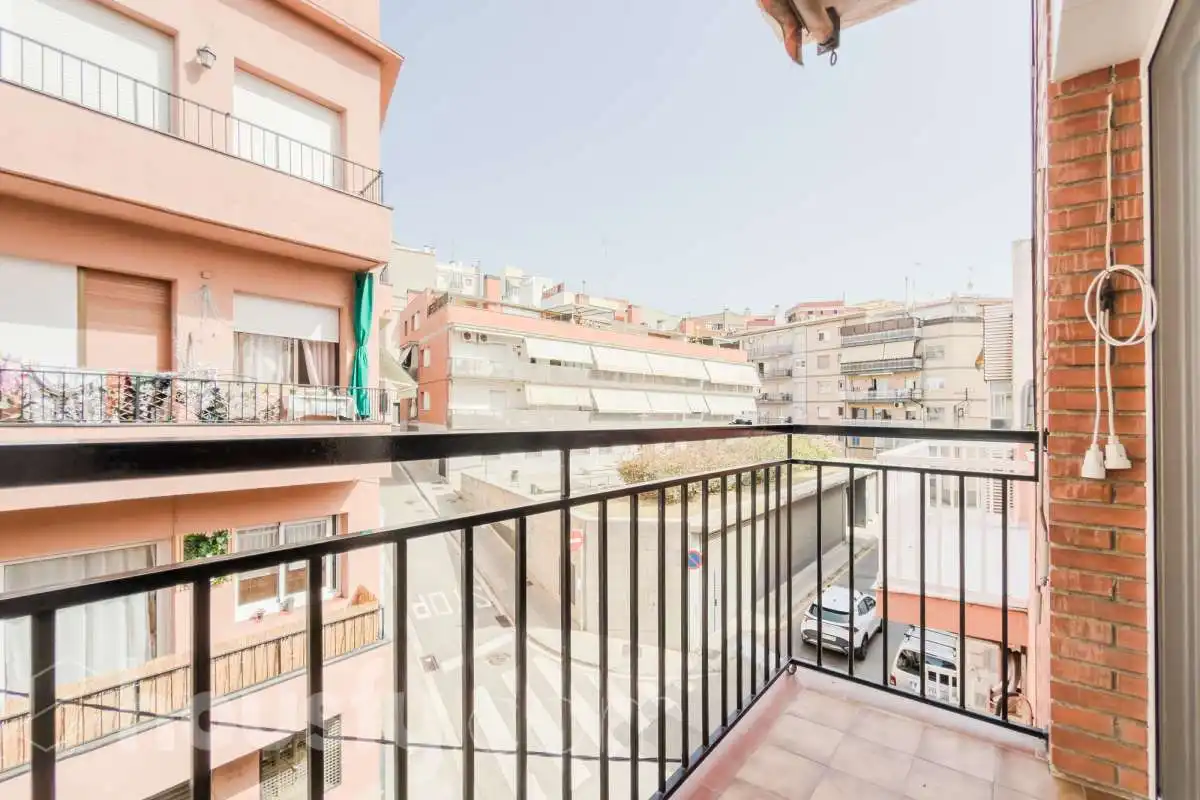 Balcony of Houses for sale in Mataró  with Air Conditioner, Heating and Terrace
