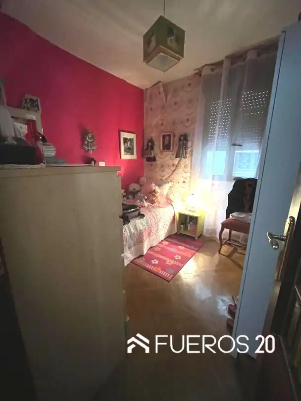 Habitación de Piso en venta en Barakaldo  con Terraza y Amueblado