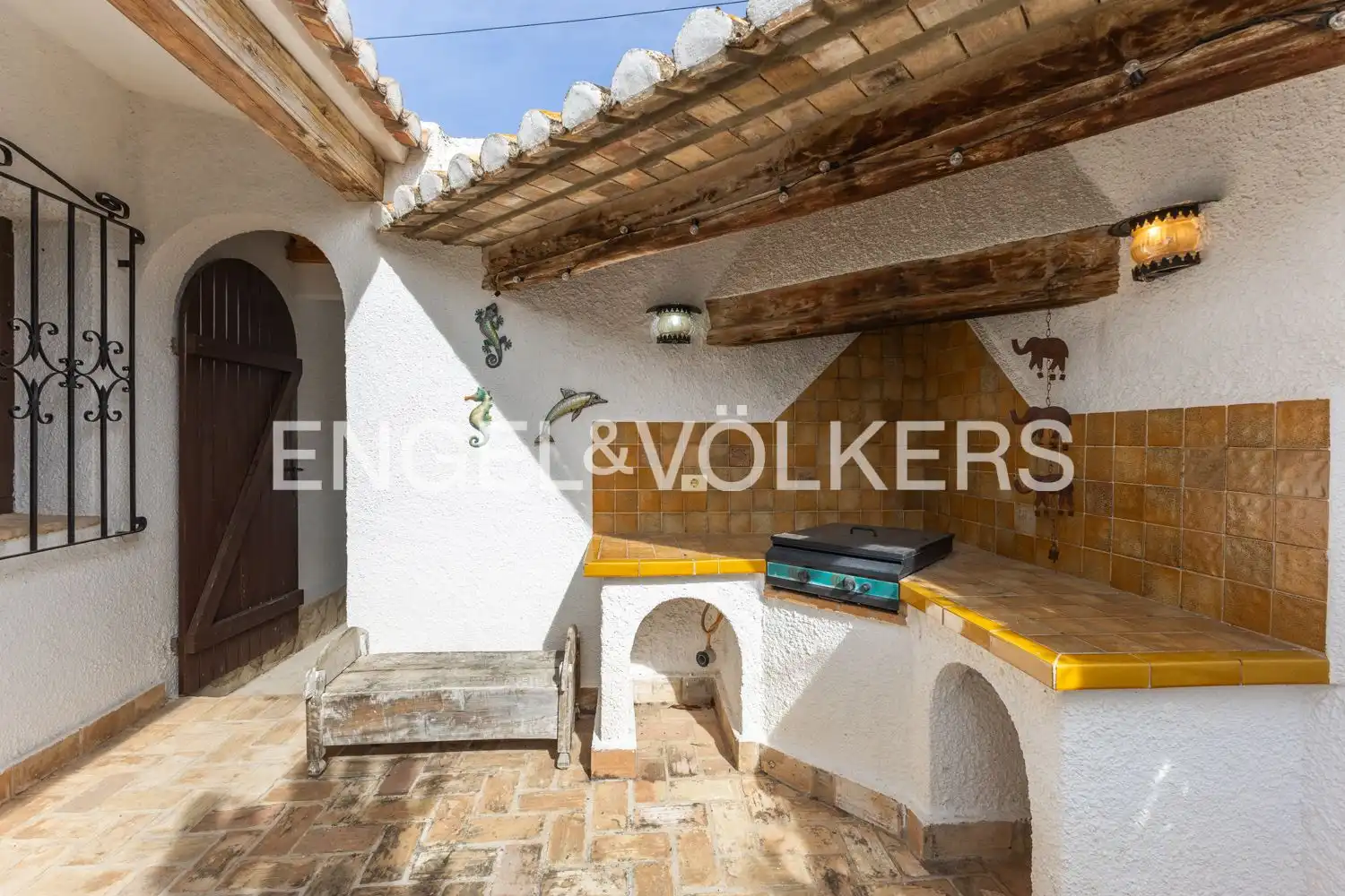 Houses for sale in Las Rotas / Les Rotes
