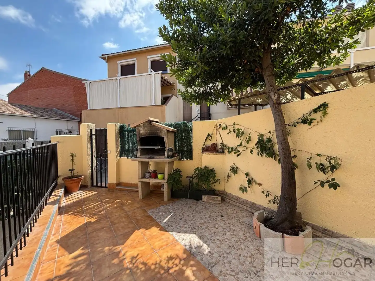 Terrassa de Casa o xalet en venda en Olías del Rey amb Aire condicionat, Calefacció i Jardí privat