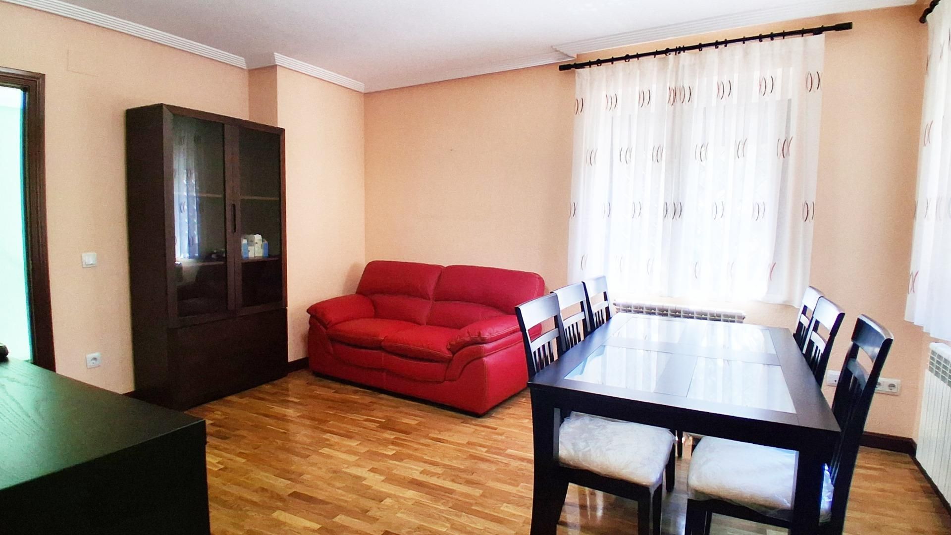 Sala d'estar de Casa o xalet de lloguer en Salamanca Capital amb Calefacció