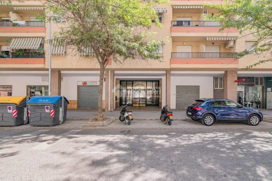 Parking of Flat for sale in Granada