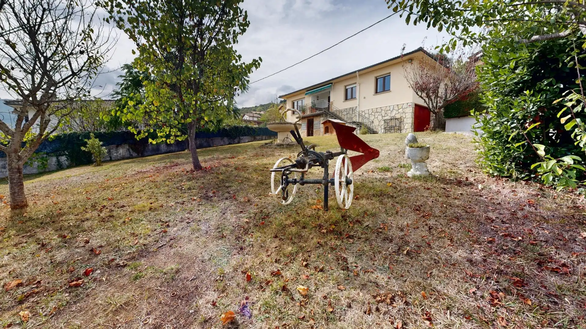 Chalet con piscina en venta en Calle Mirador de Entrambasaguas