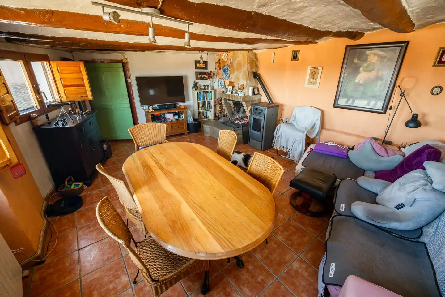 Comedor de Casa o chalet en venta en Almonacid de la Sierra con Calefacción, Terraza y Balcón