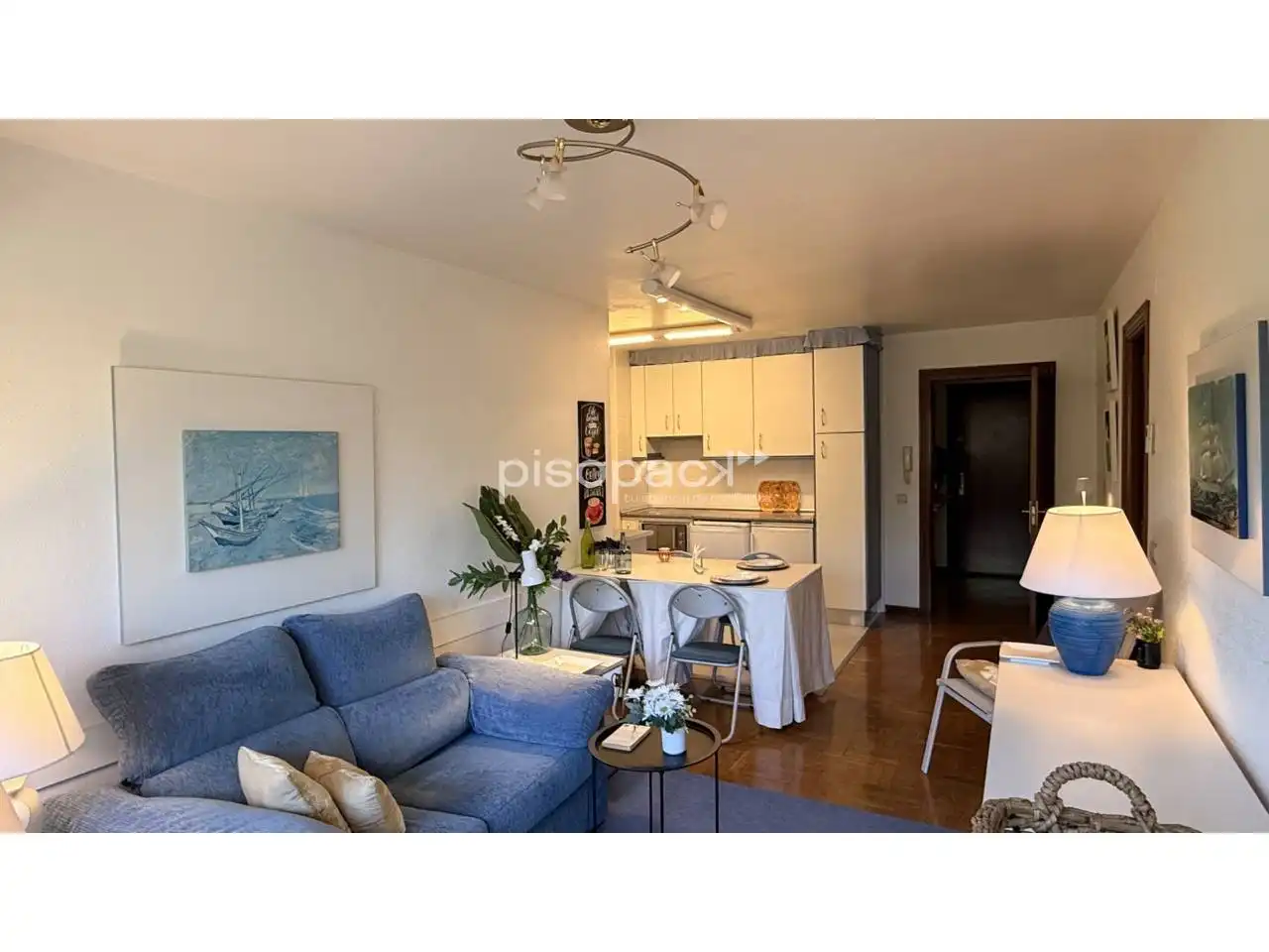 Living room of Flat for sale in  Pamplona / Iruña  with Air Conditioner, Heating and Terrace