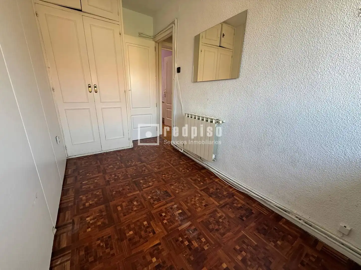 Habitación de Piso en venta en Madrid con Calefacción y Terraza