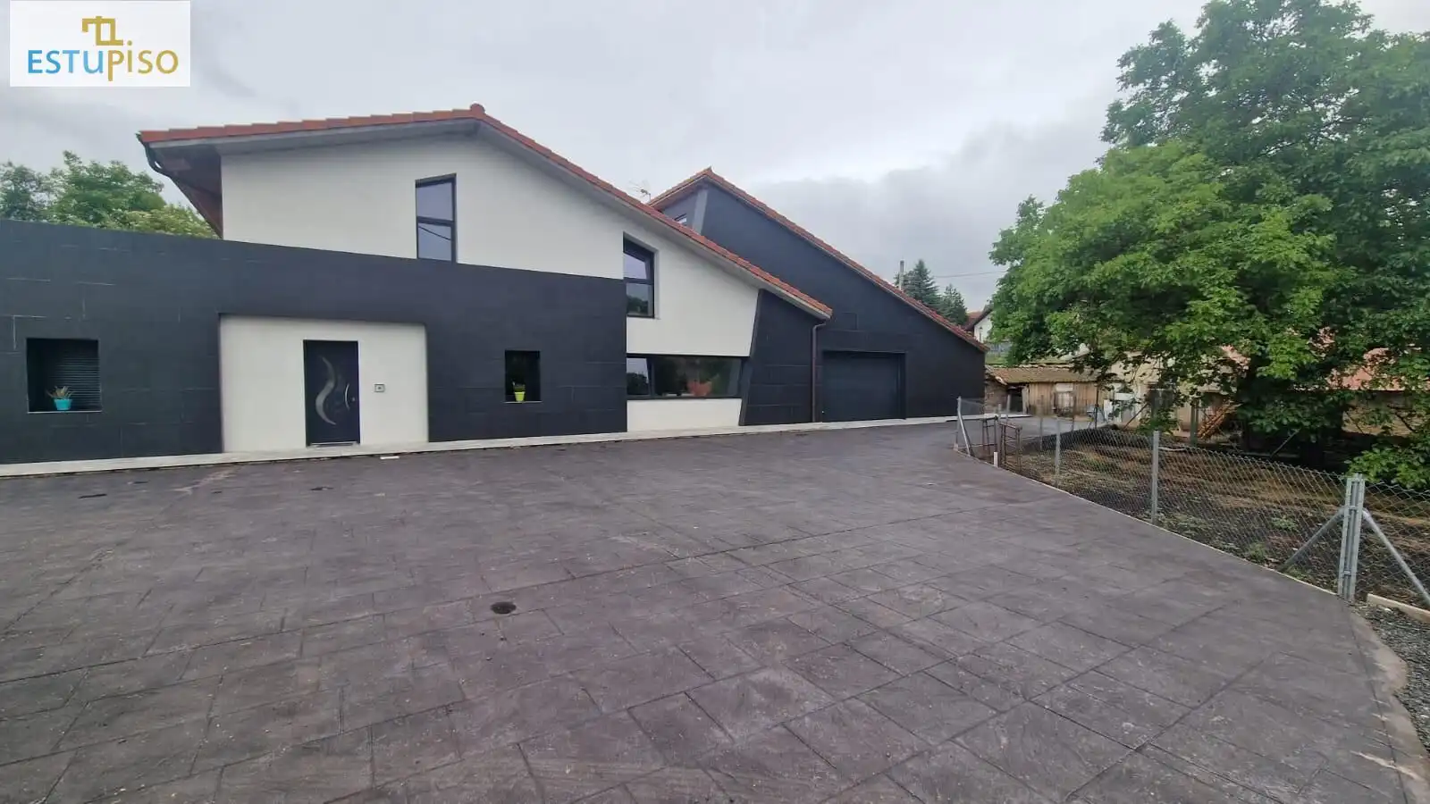 Exterior view of Houses for sale in Erriberagoitia / Ribera Alta  with Heating, Private garden and Furnished