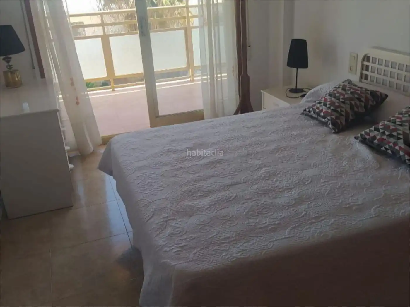 Appartamento con piscina in affitto a Avinguda Neptú 43, imagen 2
