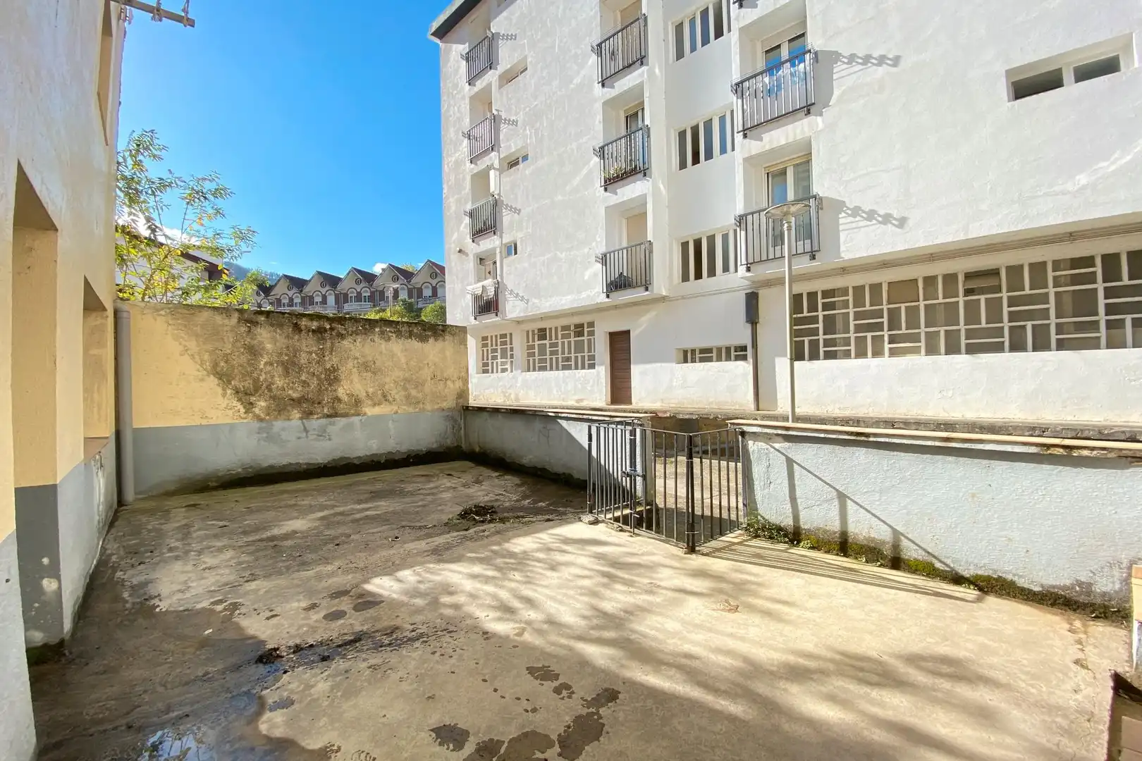 Vista exterior de Piso en venta en Mendaro con Terraza