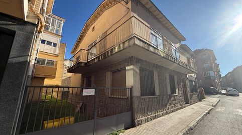 Foto 2 de Casa o xalet en venda a Calle Capitán Méndez Vigo, Santo Tomás, Ávila Capital