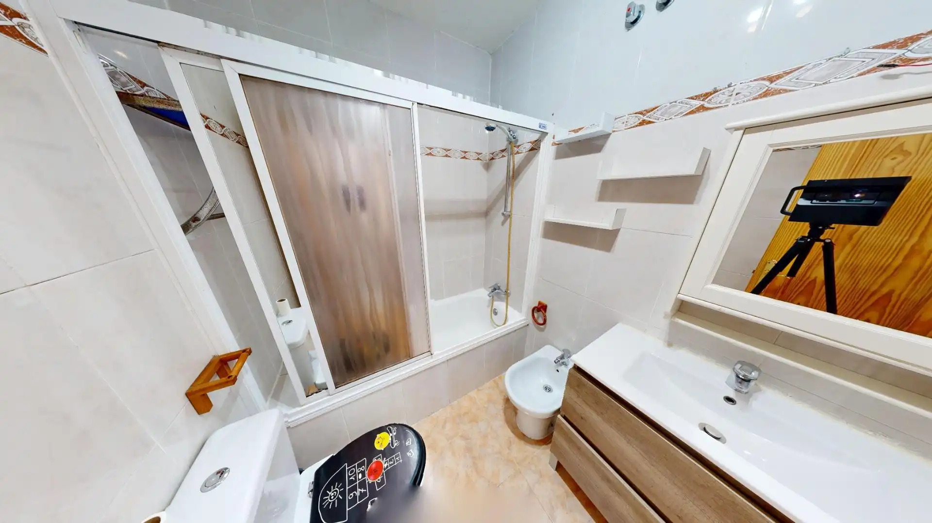 Bathroom of Flat for sale in El Molar (Madrid)  with Heating, Storage room and Balcony